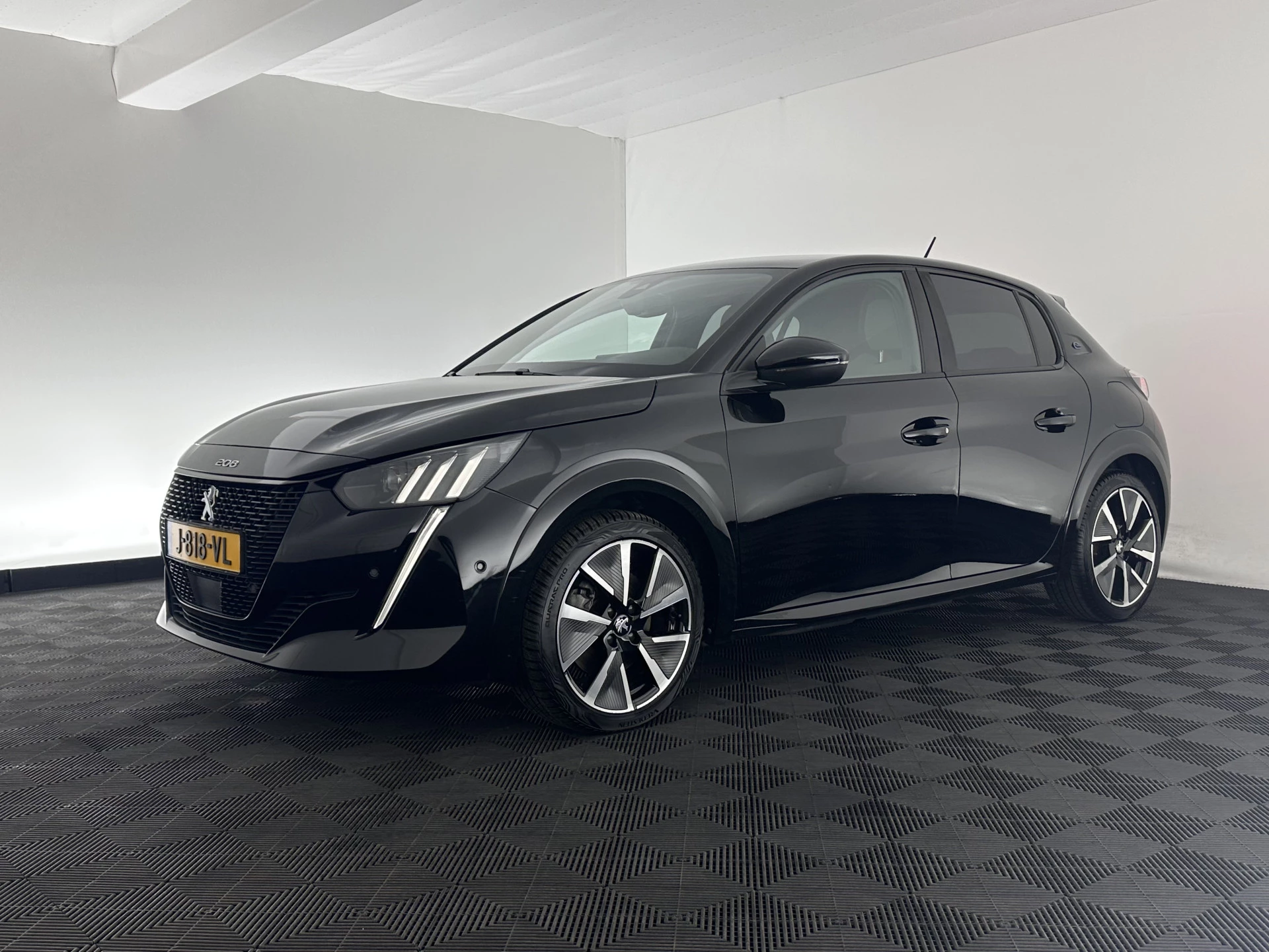 Hoofdafbeelding Peugeot e-208