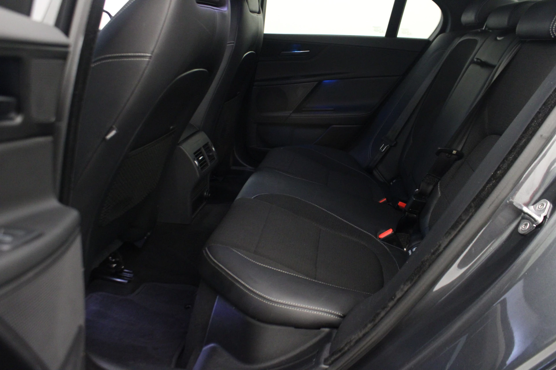 Hoofdafbeelding Jaguar XE