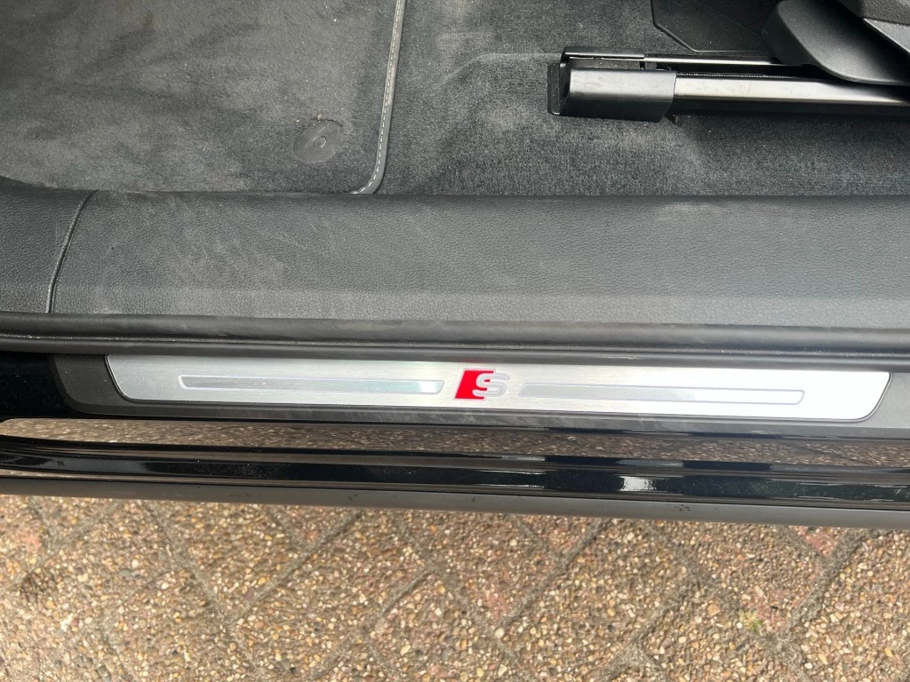 Hoofdafbeelding Audi Q8 e-tron