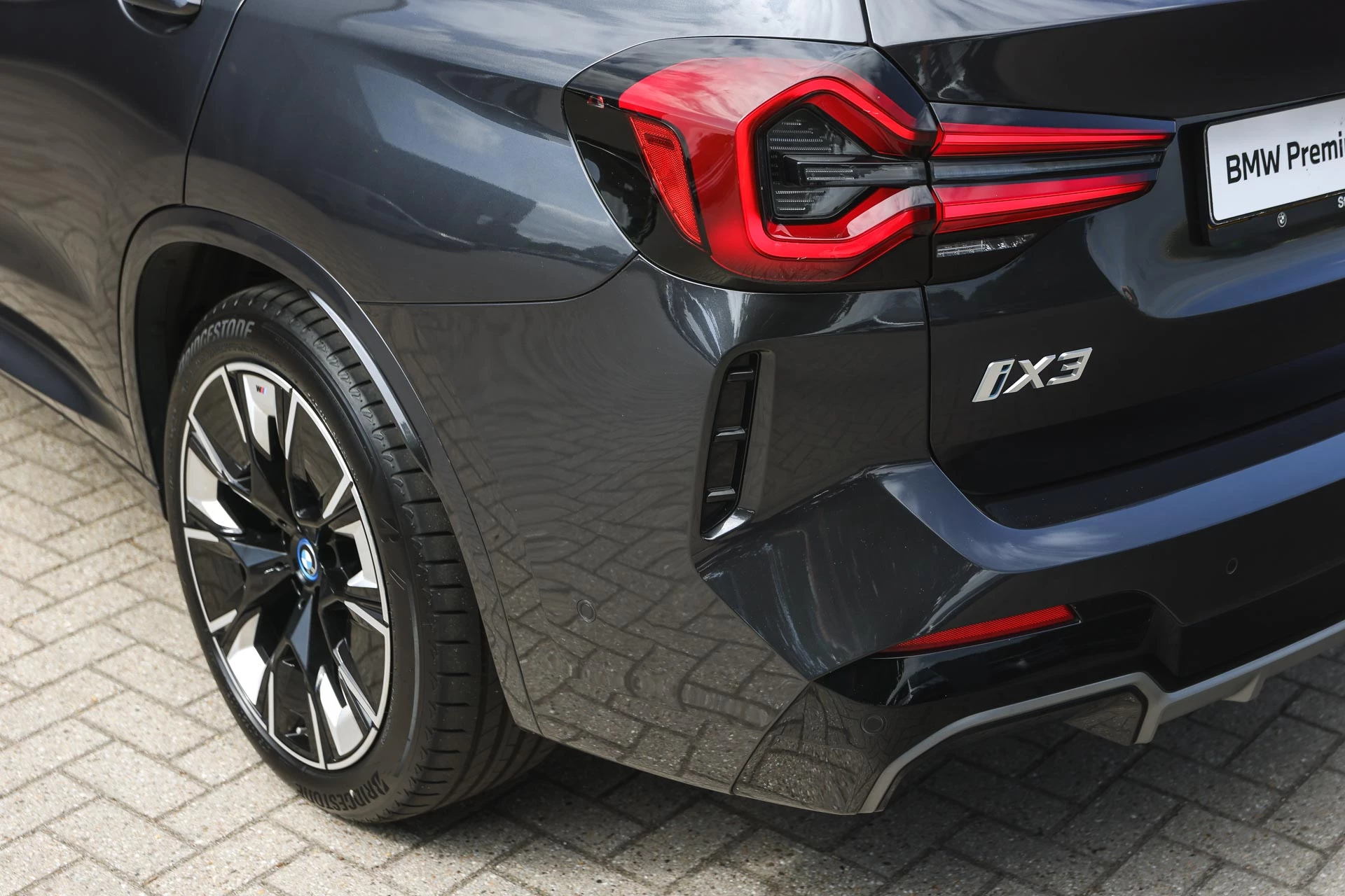 Hoofdafbeelding BMW iX3