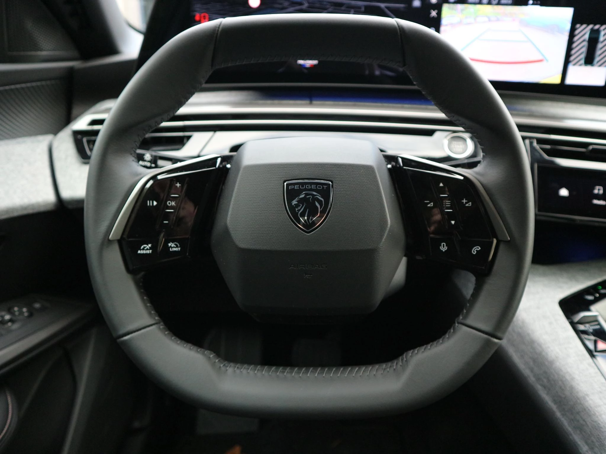 Hoofdafbeelding Peugeot e-3008