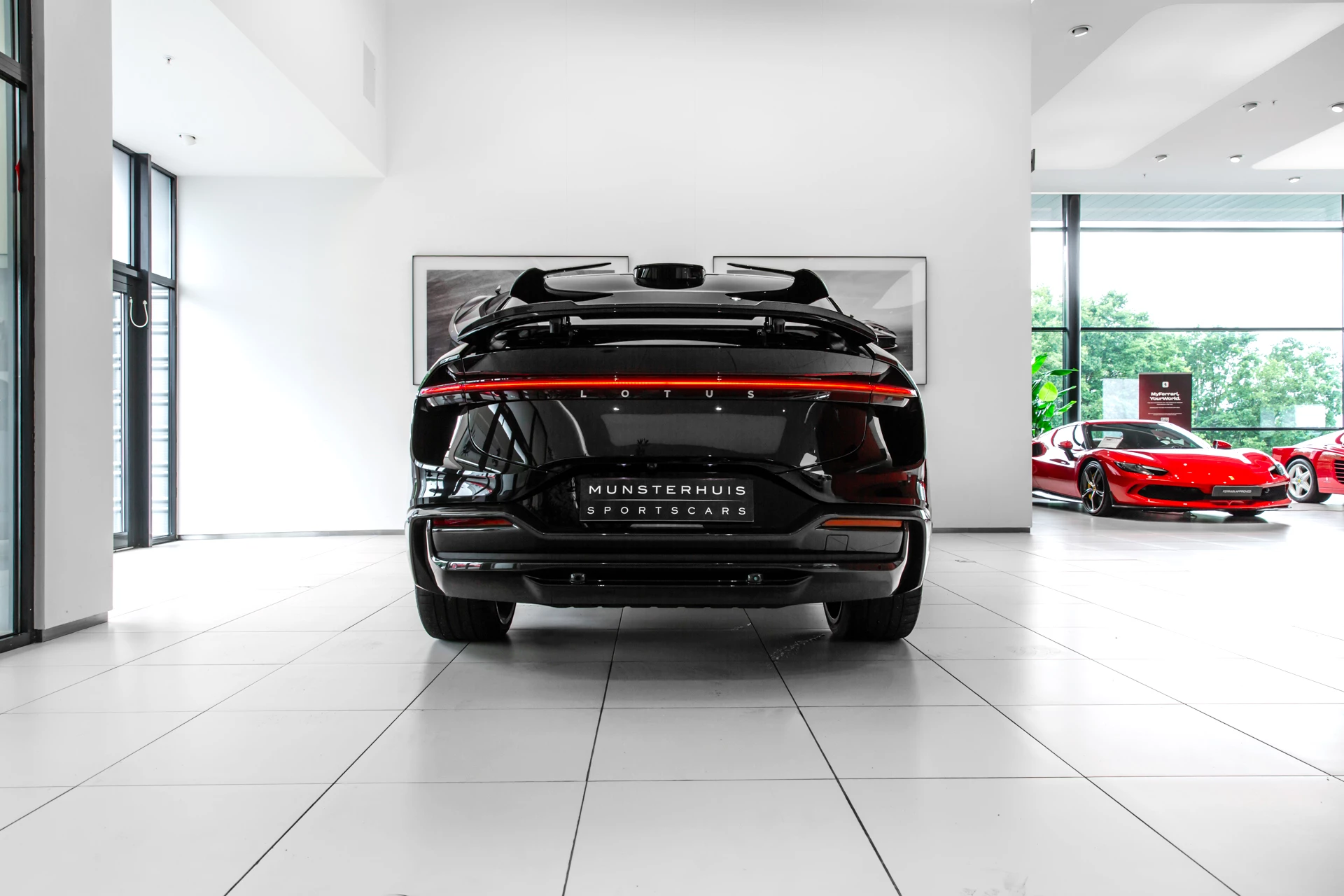 Hoofdafbeelding Lotus Eletre