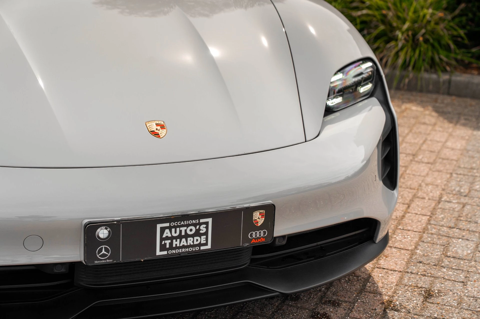 Hoofdafbeelding Porsche Taycan