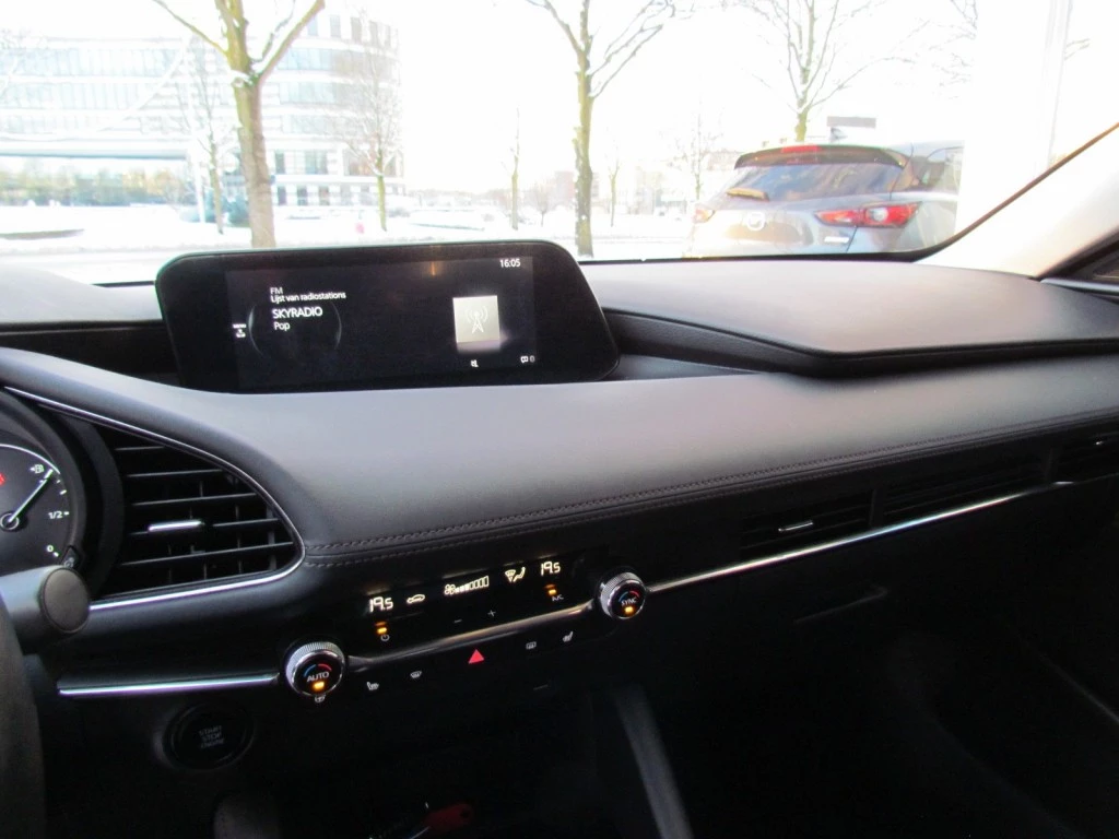 Hoofdafbeelding Mazda 3