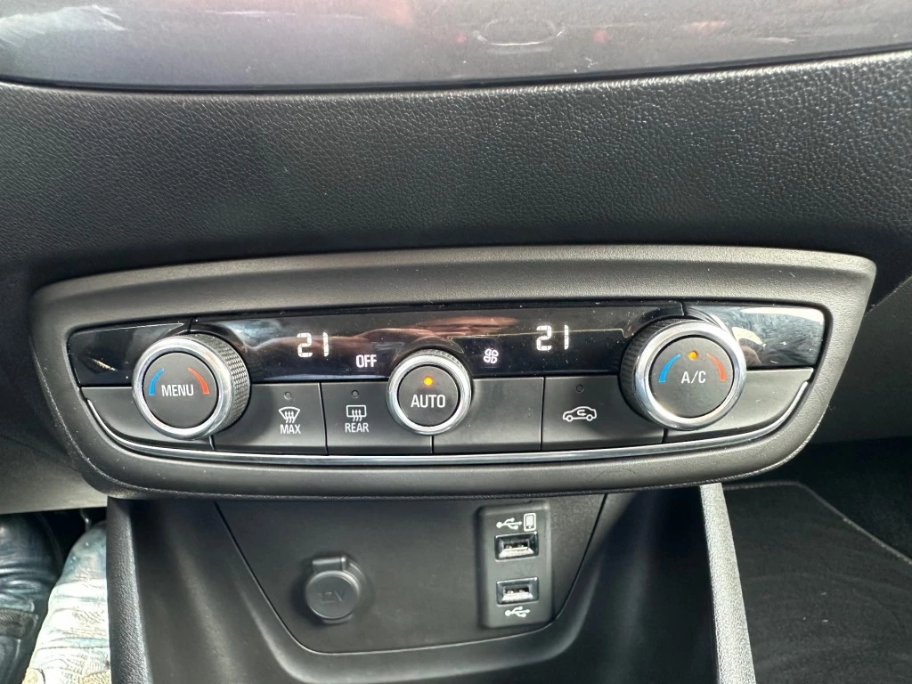 Hoofdafbeelding Opel Crossland X