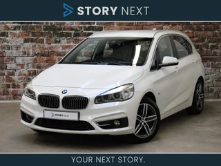 BMW 2 Serie Active Tourer 218i High Executive Luxury Line Automaat / Trekhaak / Leder / Stoelverwarming / Climate Control / Parkeersensoren / Cruise Control / Bluetooth / Navigatie Plus / LED / 17 Inch