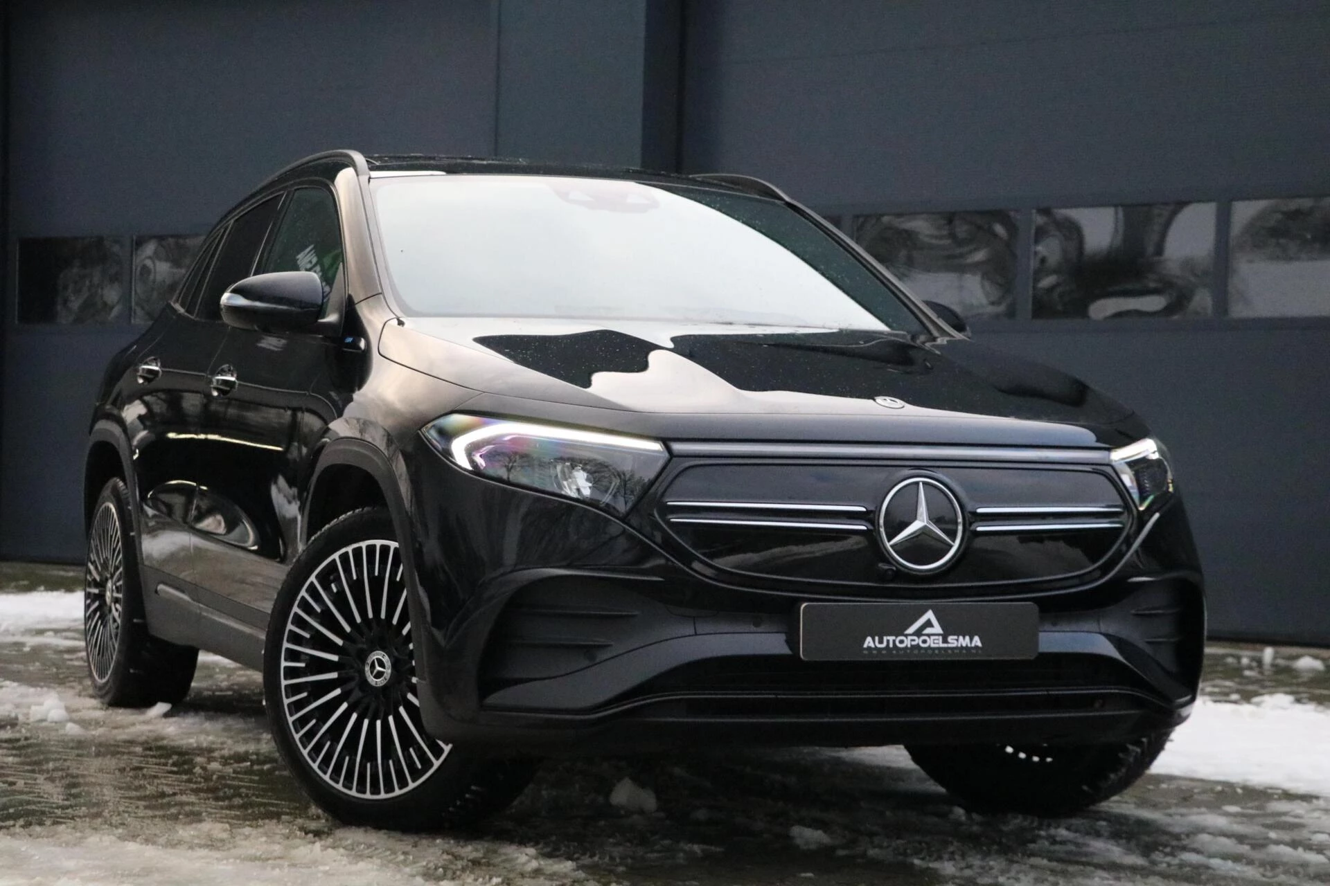 Hoofdafbeelding Mercedes-Benz EQA