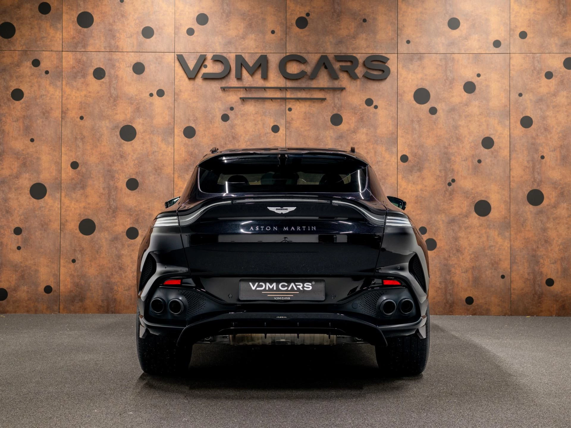 Hoofdafbeelding Aston Martin DBX