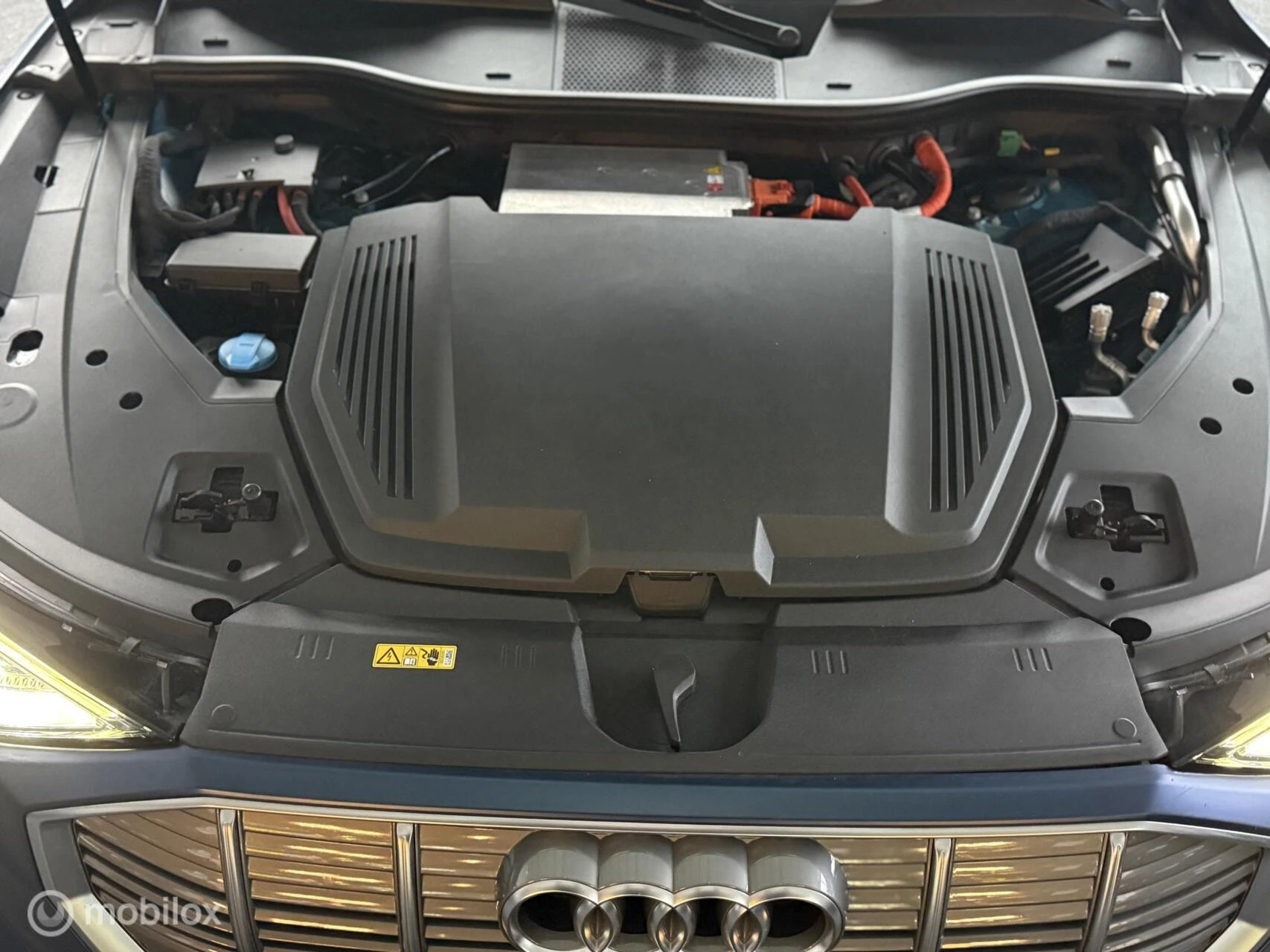 Hoofdafbeelding Audi e-tron