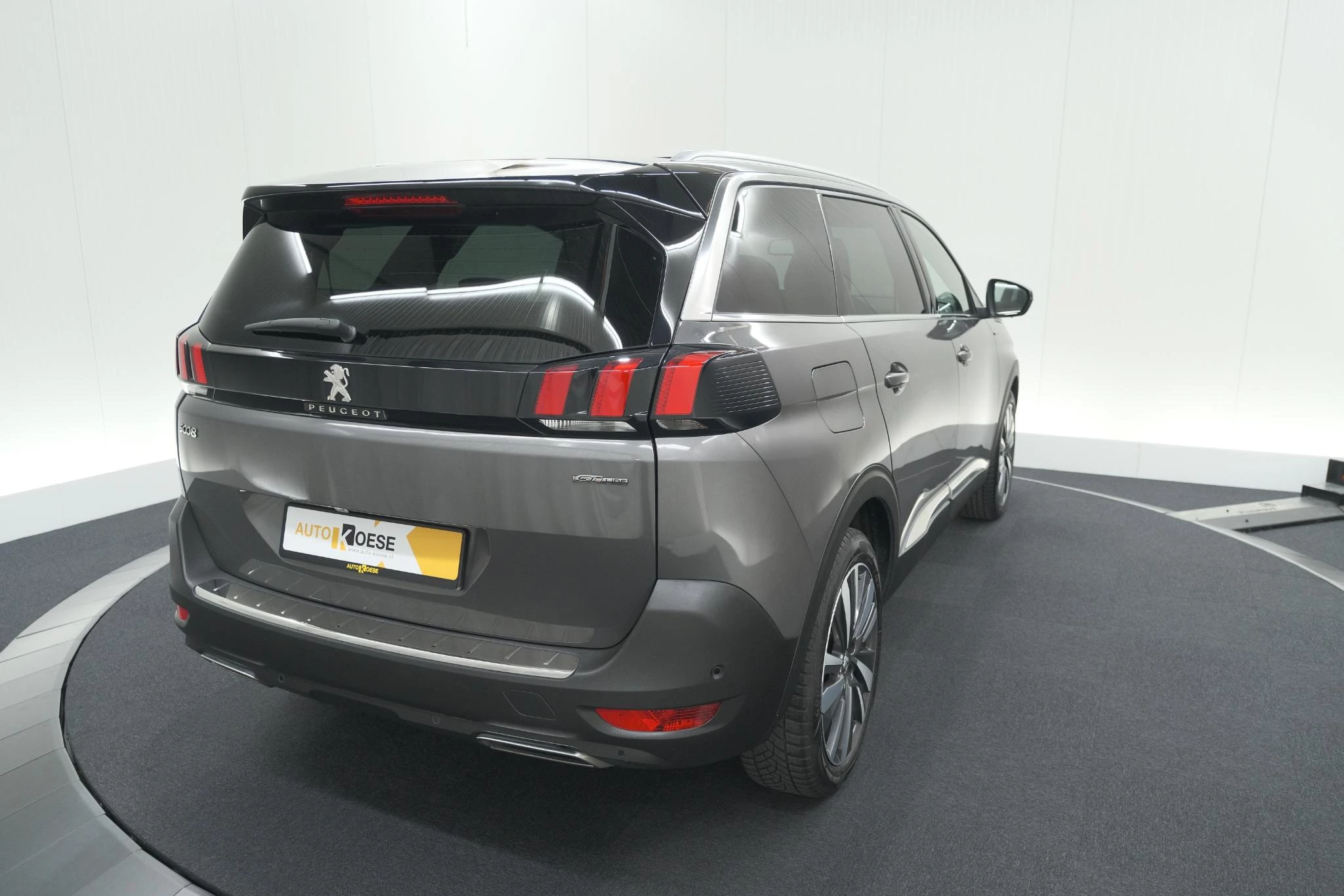 Hoofdafbeelding Peugeot 5008