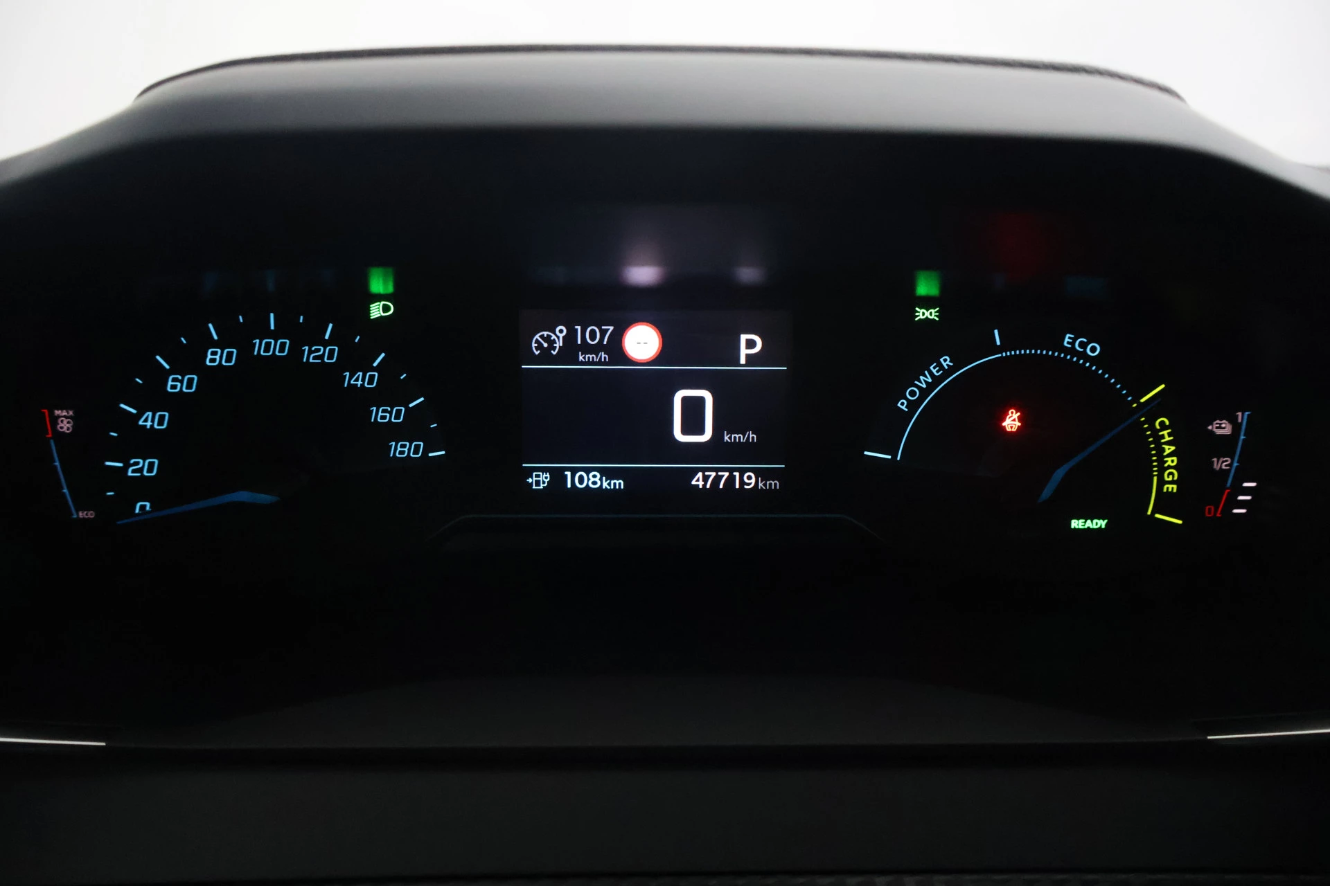 Hoofdafbeelding Peugeot e-208