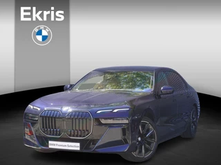 BMW 7 Serie 750e xDrive M Sportpakket Pro | Integral Active Steering | Glazen panoramadak Sky Lounge | Driving Assistant Professional | Multifunctionele Stoelen achterin | Trekhaak met elektrisch wegklapbare kogel