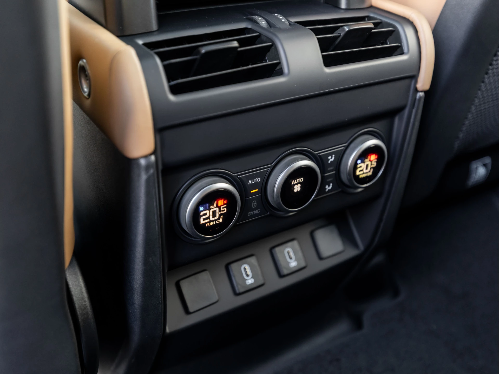 Hoofdafbeelding Land Rover Defender