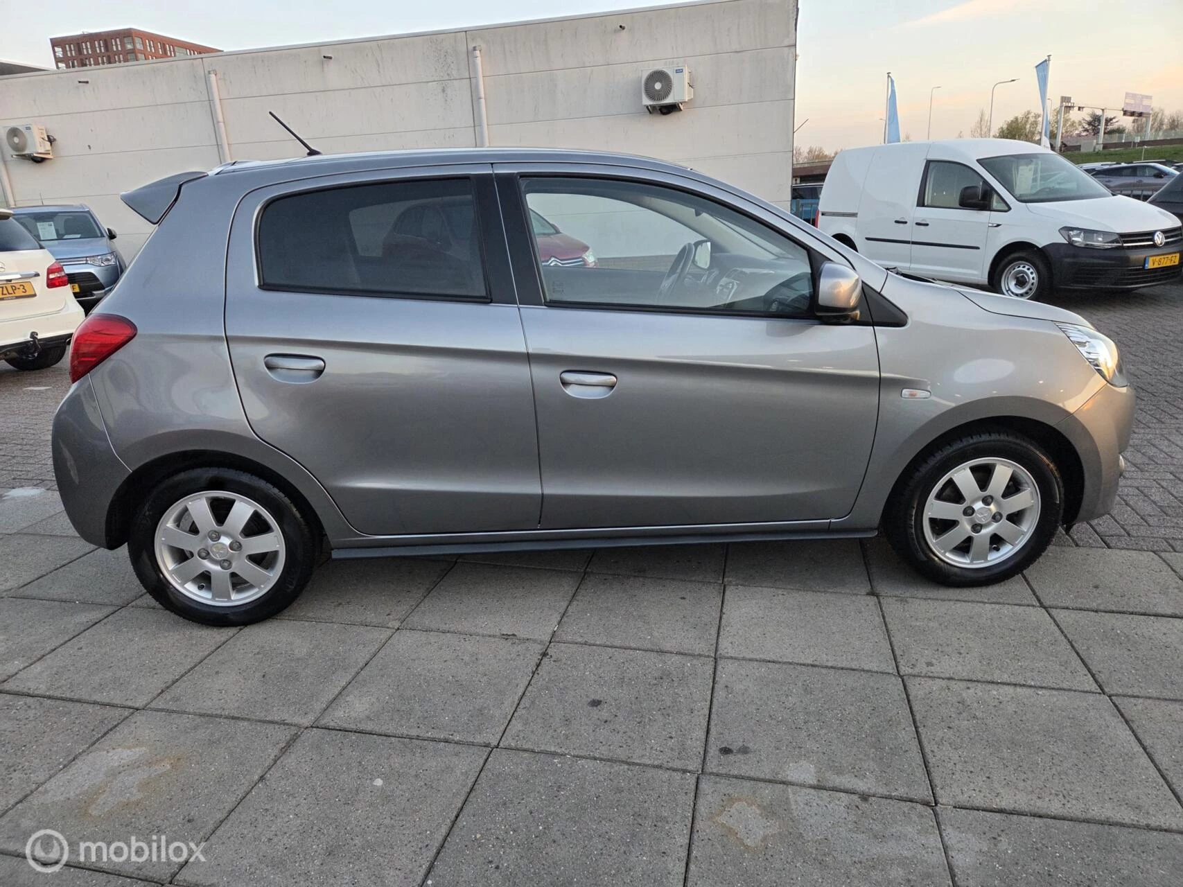 Hoofdafbeelding Mitsubishi Space Star