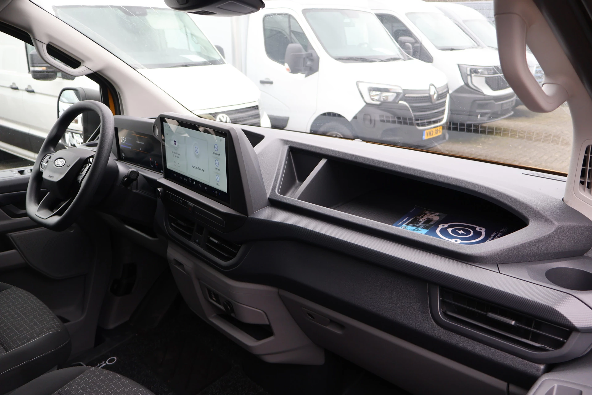 Hoofdafbeelding Ford E-Transit Custom