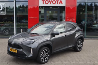 Toyota Yaris Cross 1.5 HYBRID STYLE PANORAMADAK HEAD-UP KEYLESS STOEL/STUURVERWARMING 17"LM-VELGEN PRIVACY-GLASS LED EL-ACHTERKLEP