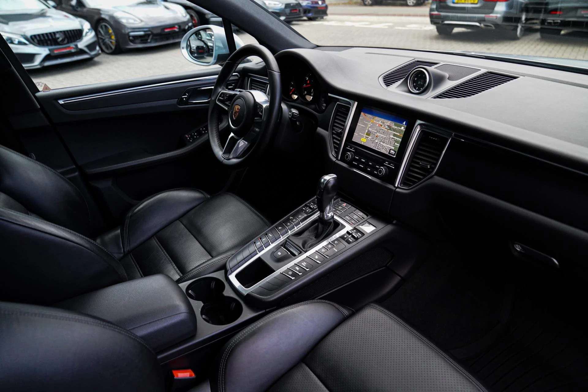 Hoofdafbeelding Porsche Macan