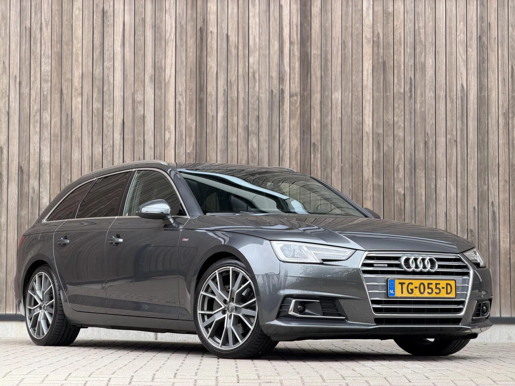 Hoofdafbeelding Audi A4