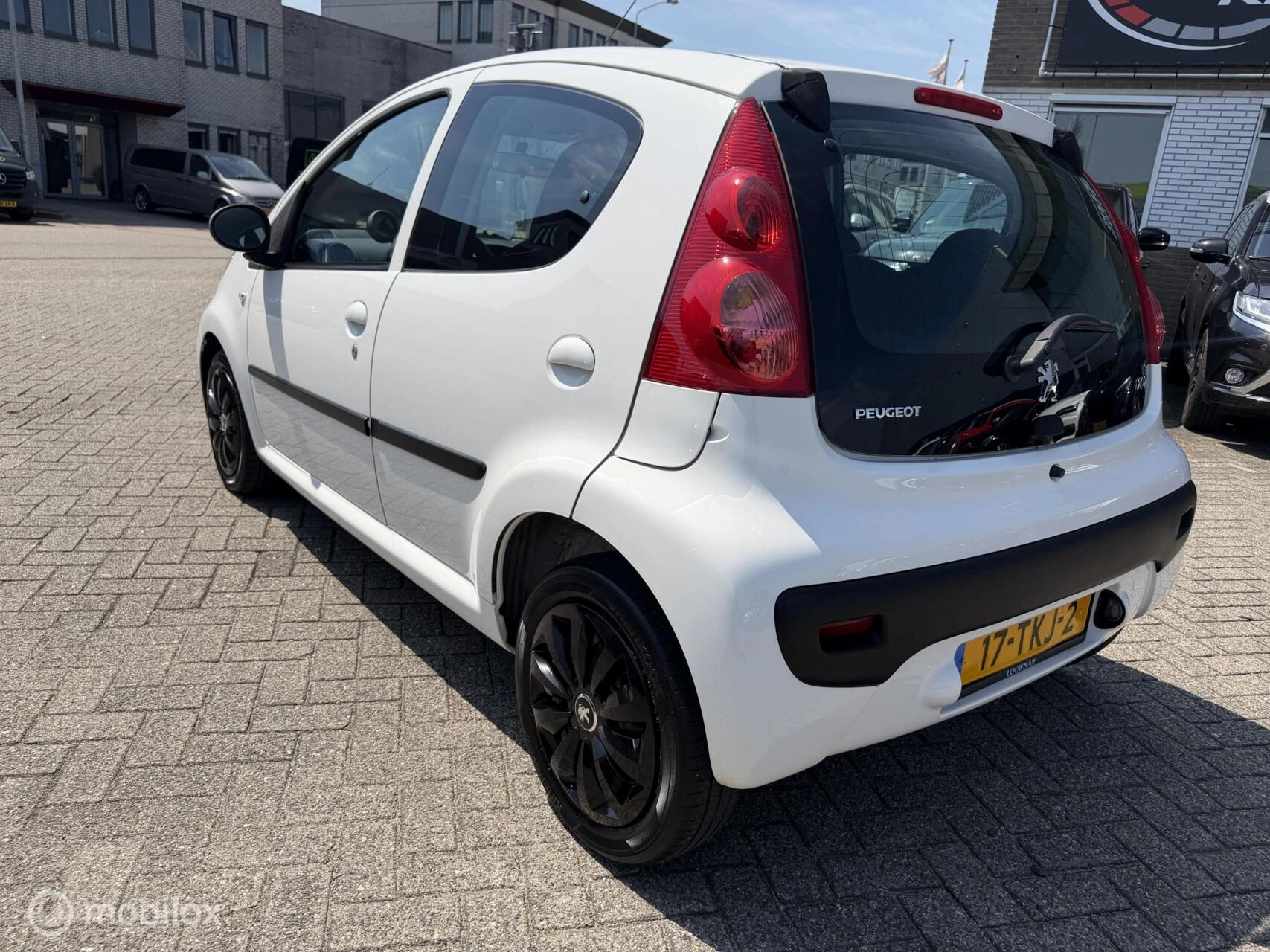 Hoofdafbeelding Peugeot 107
