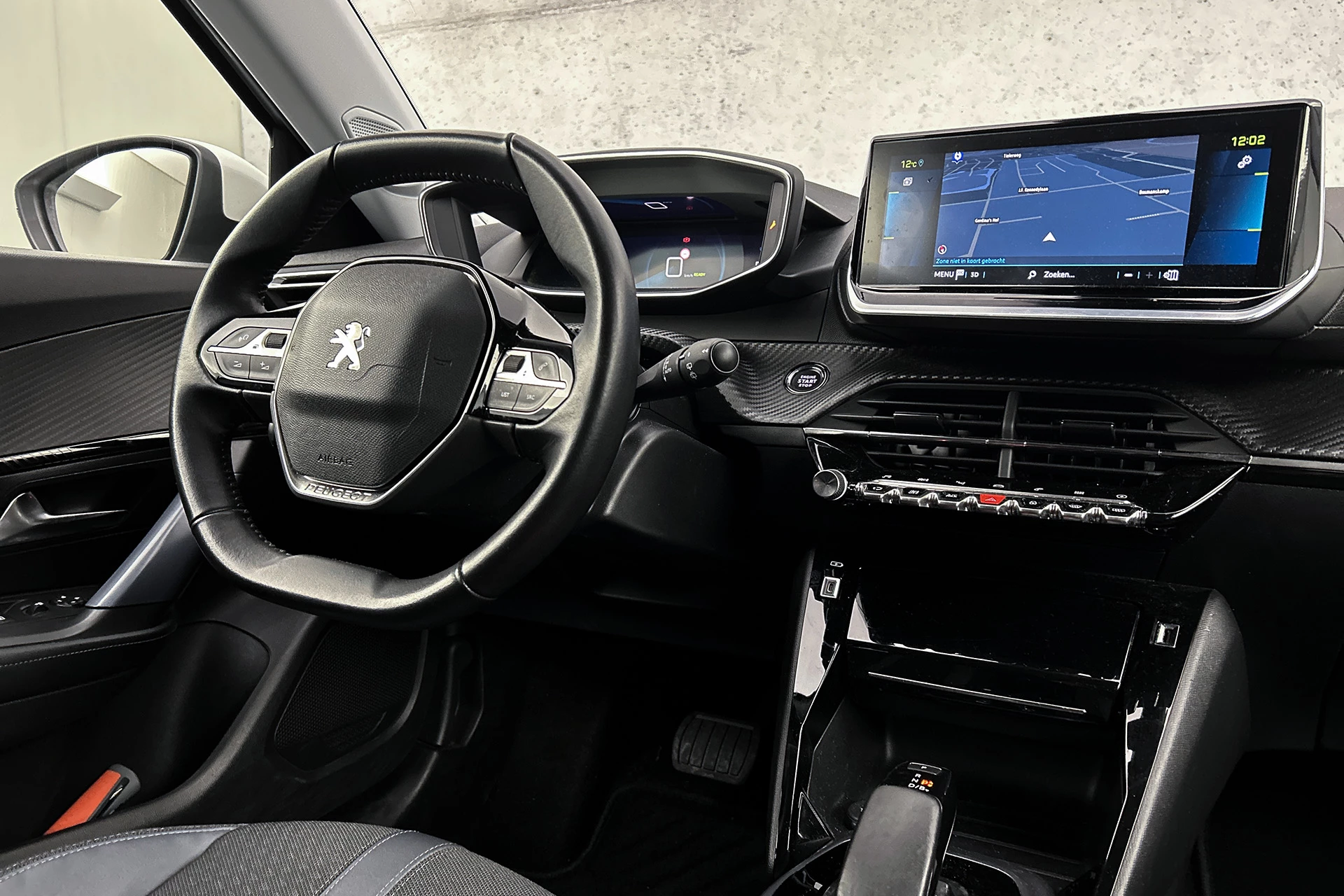 Hoofdafbeelding Peugeot e-2008