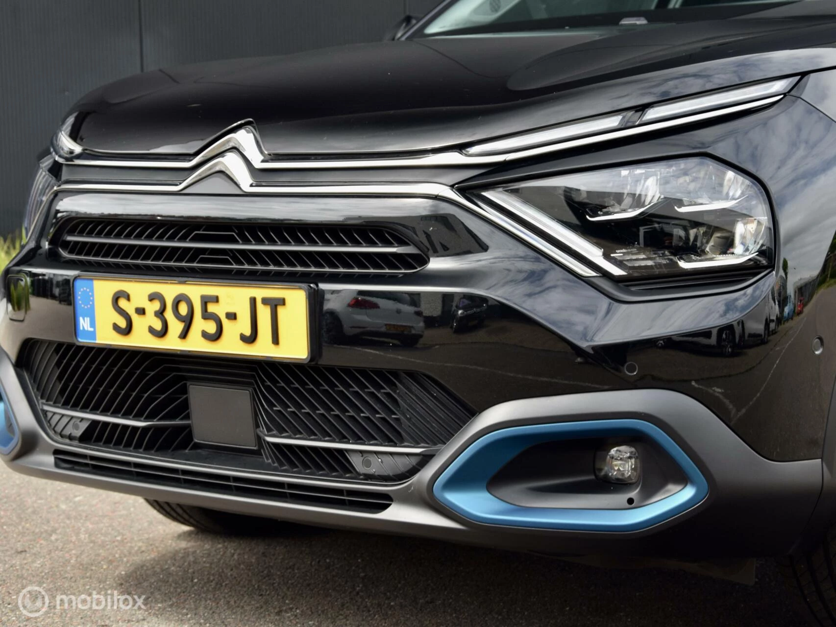 Hoofdafbeelding Citroën ë-C4