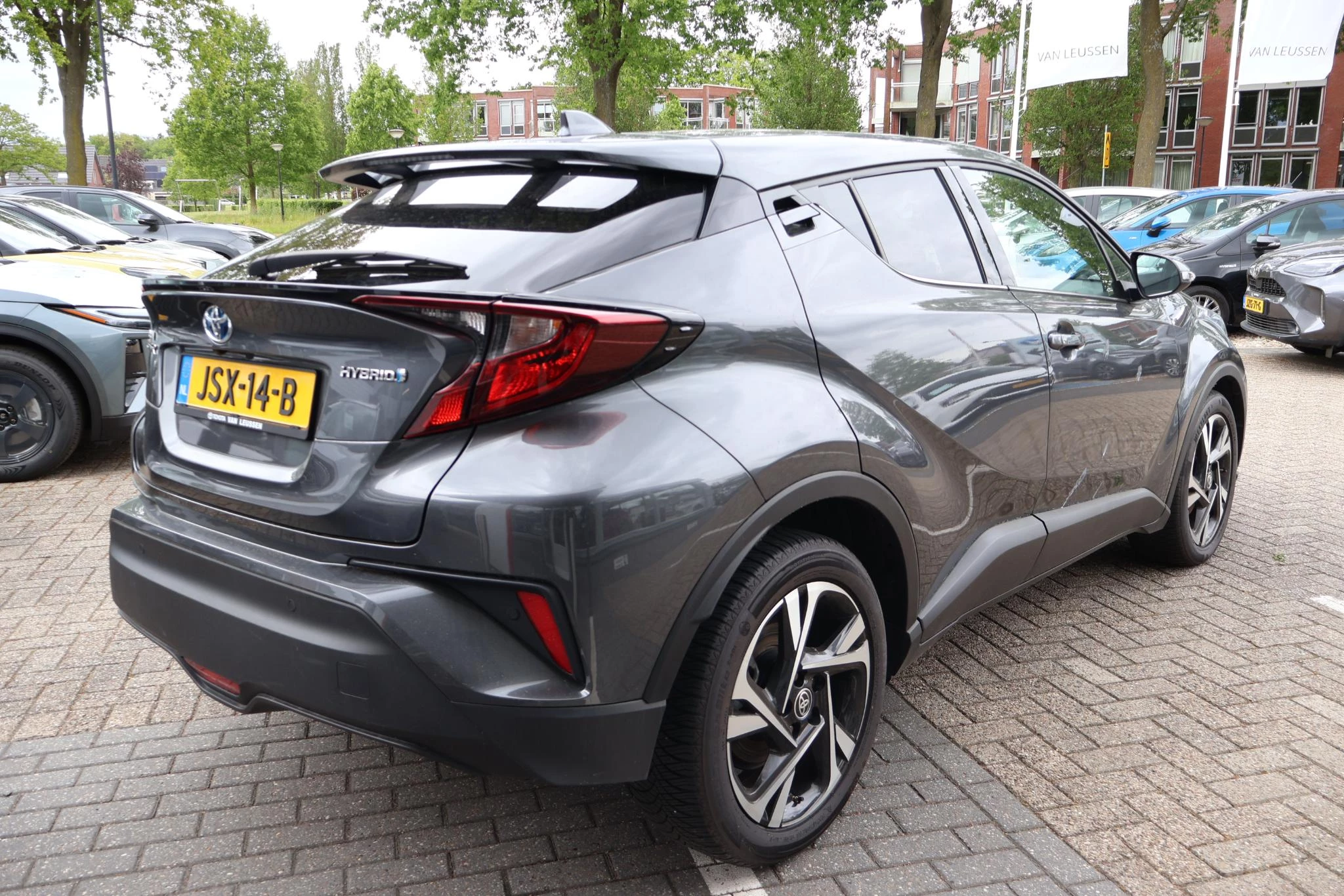 Hoofdafbeelding Toyota C-HR
