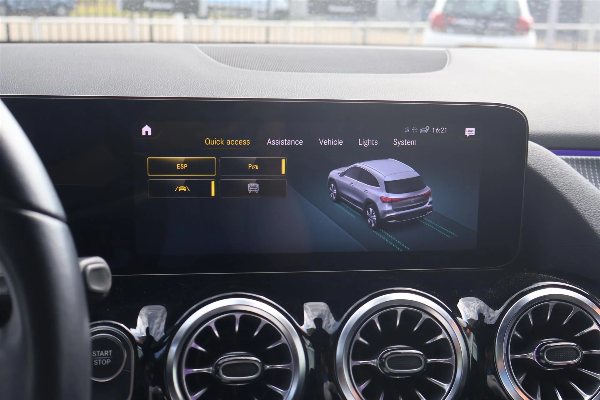 Hoofdafbeelding Mercedes-Benz EQA