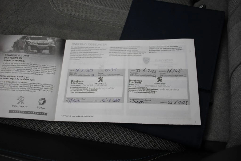 Hoofdafbeelding Peugeot e-2008