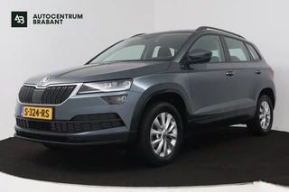 Skoda Karoq 1.0 TSI Clever Edition (NAVIGATIE, STOELVERWARMING, PARKEERSENSOREN, CARPLAY)