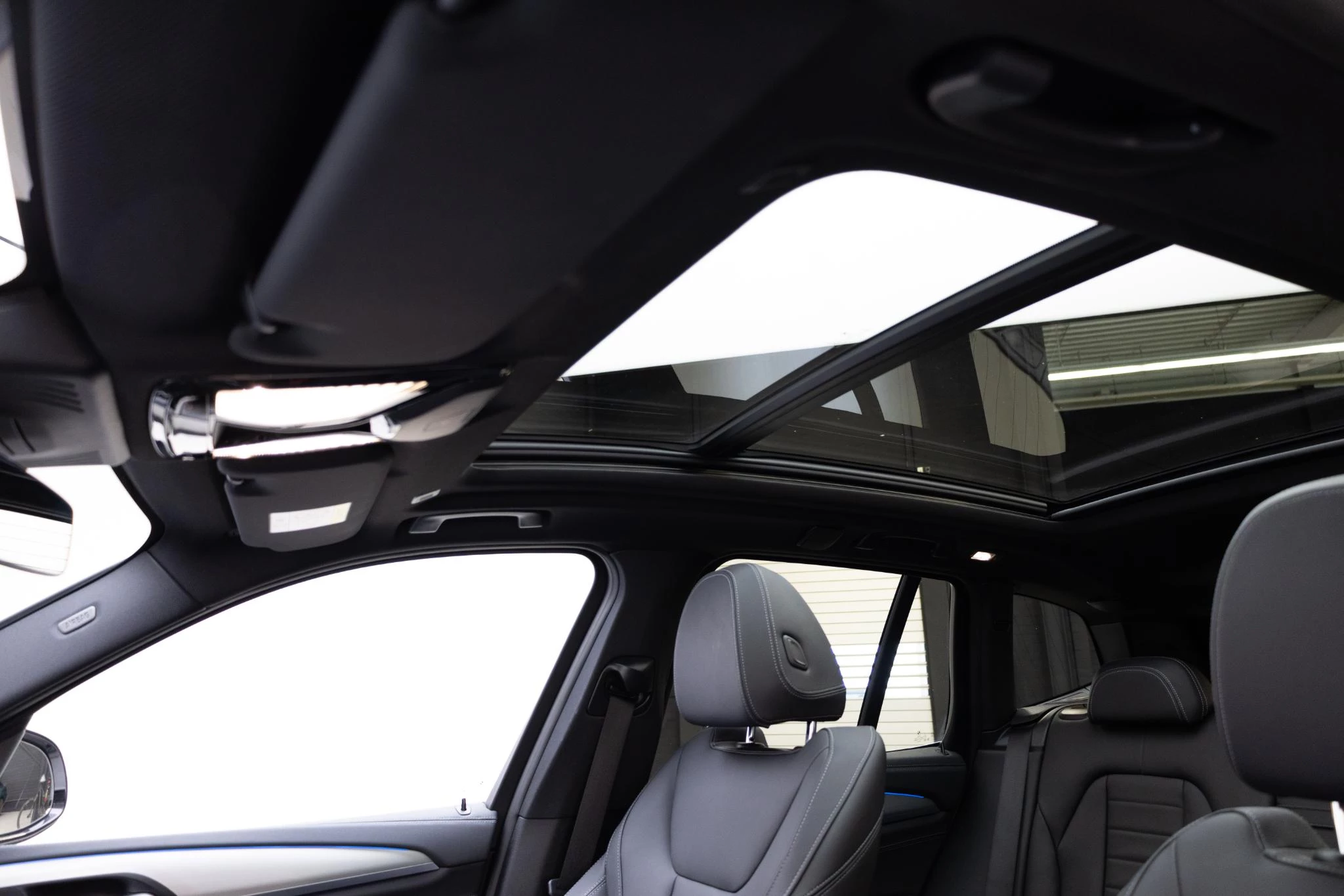 Hoofdafbeelding BMW iX3