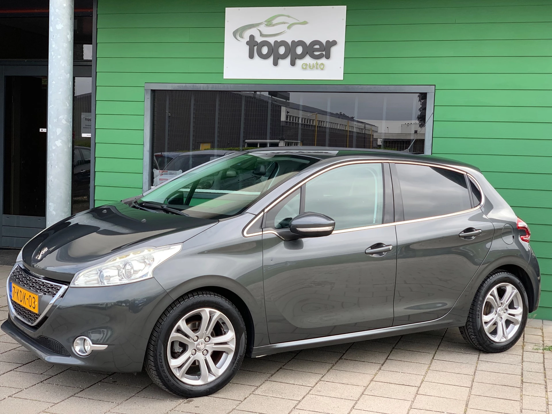 Hoofdafbeelding Peugeot 208
