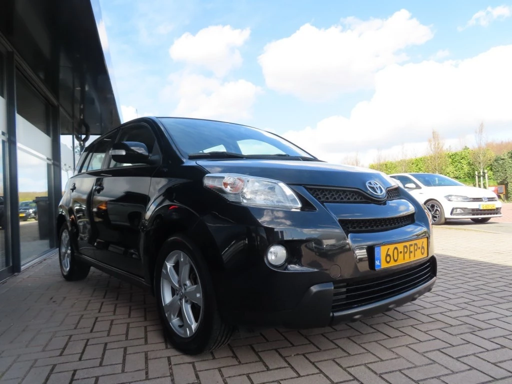 Hoofdafbeelding Toyota Urban Cruiser