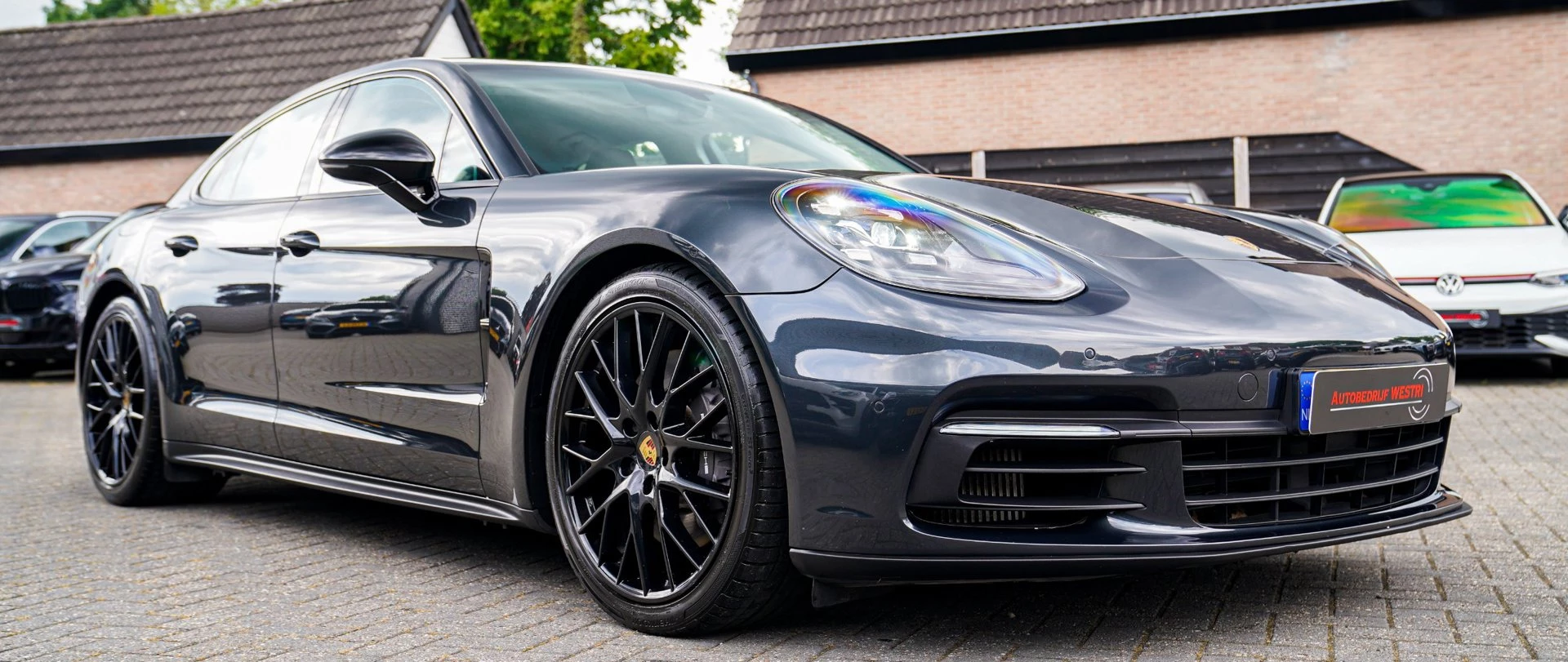 Hoofdafbeelding Porsche Panamera