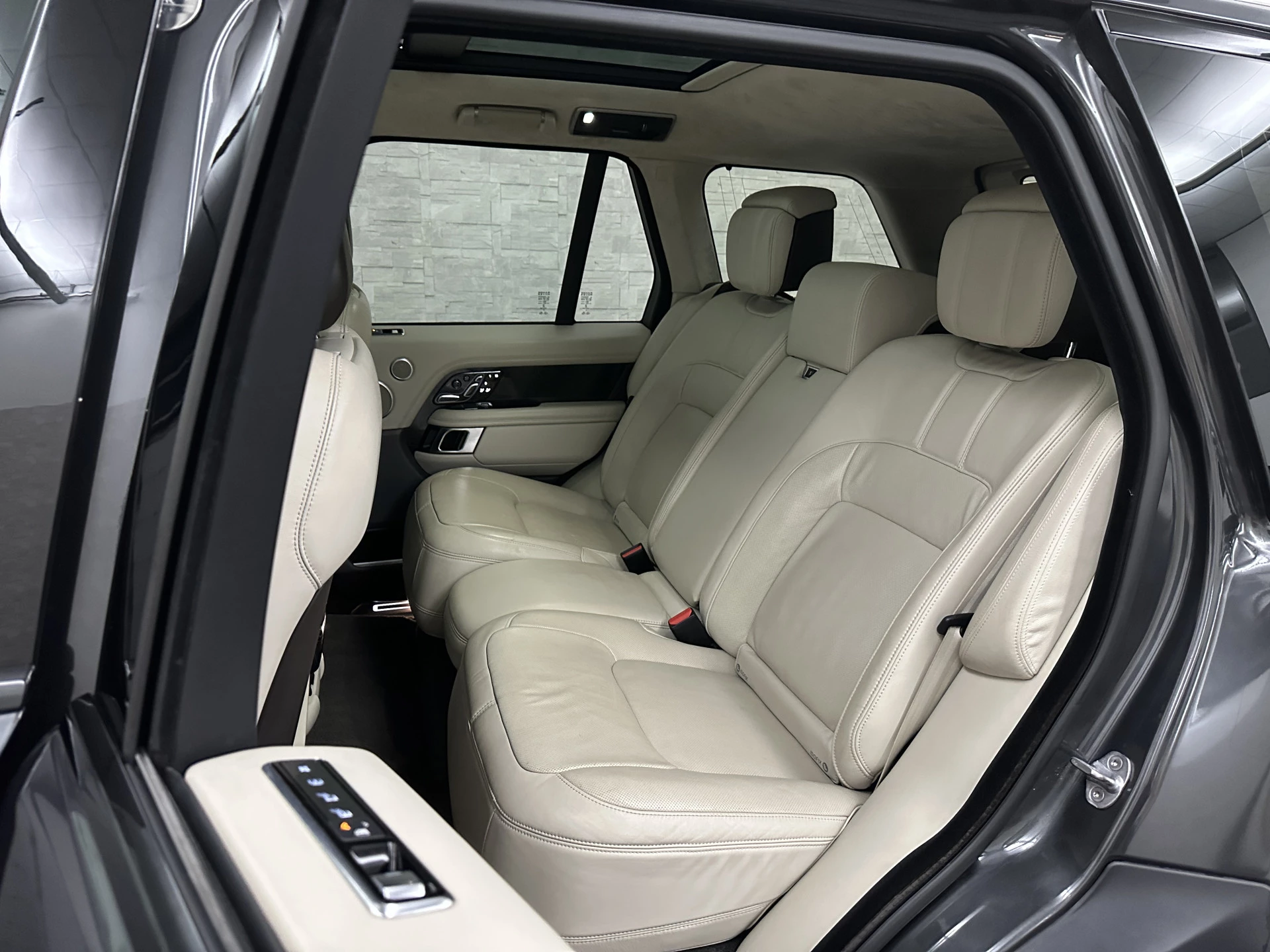 Hoofdafbeelding Land Rover Range Rover