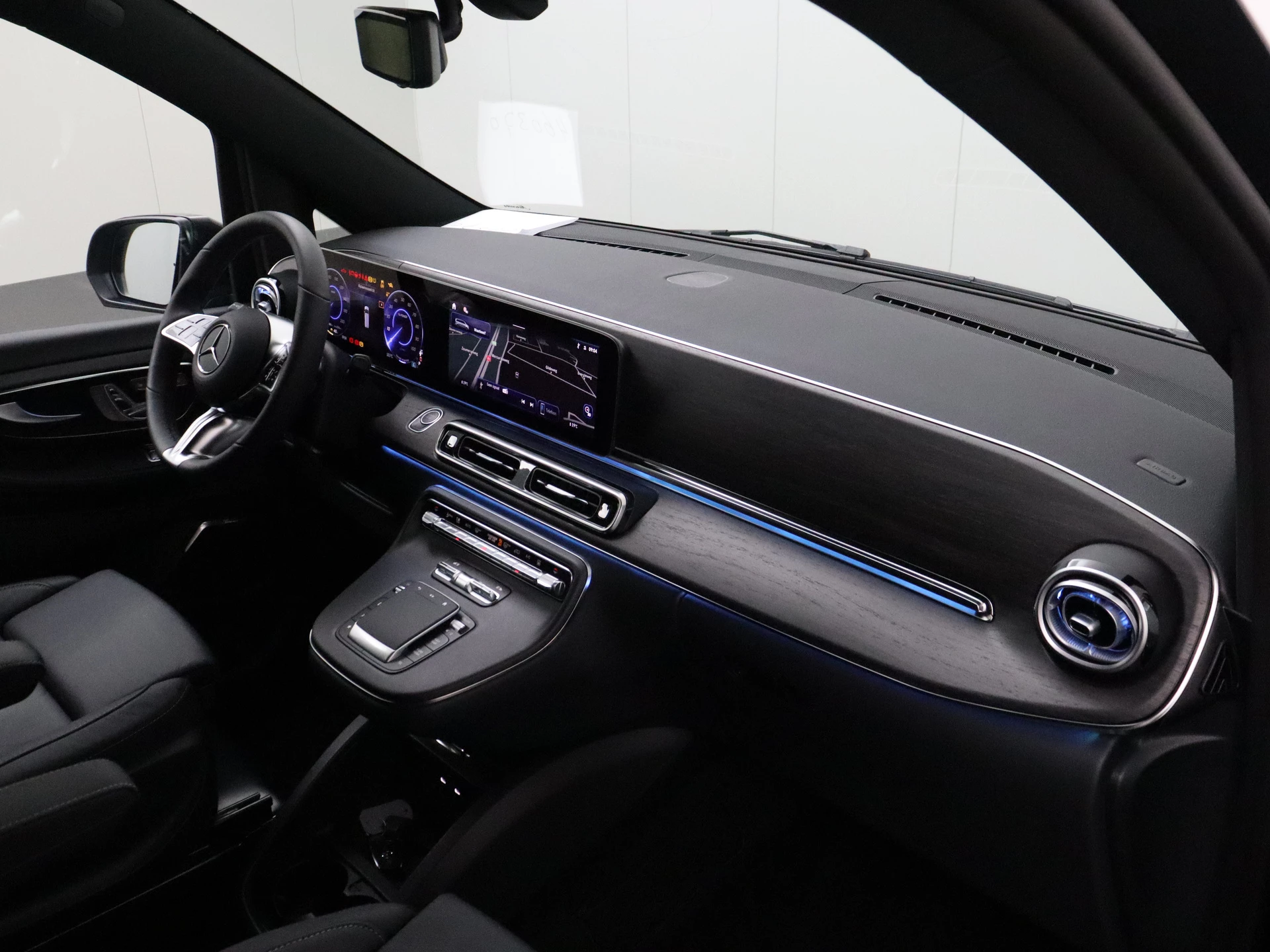 Hoofdafbeelding Mercedes-Benz EQV