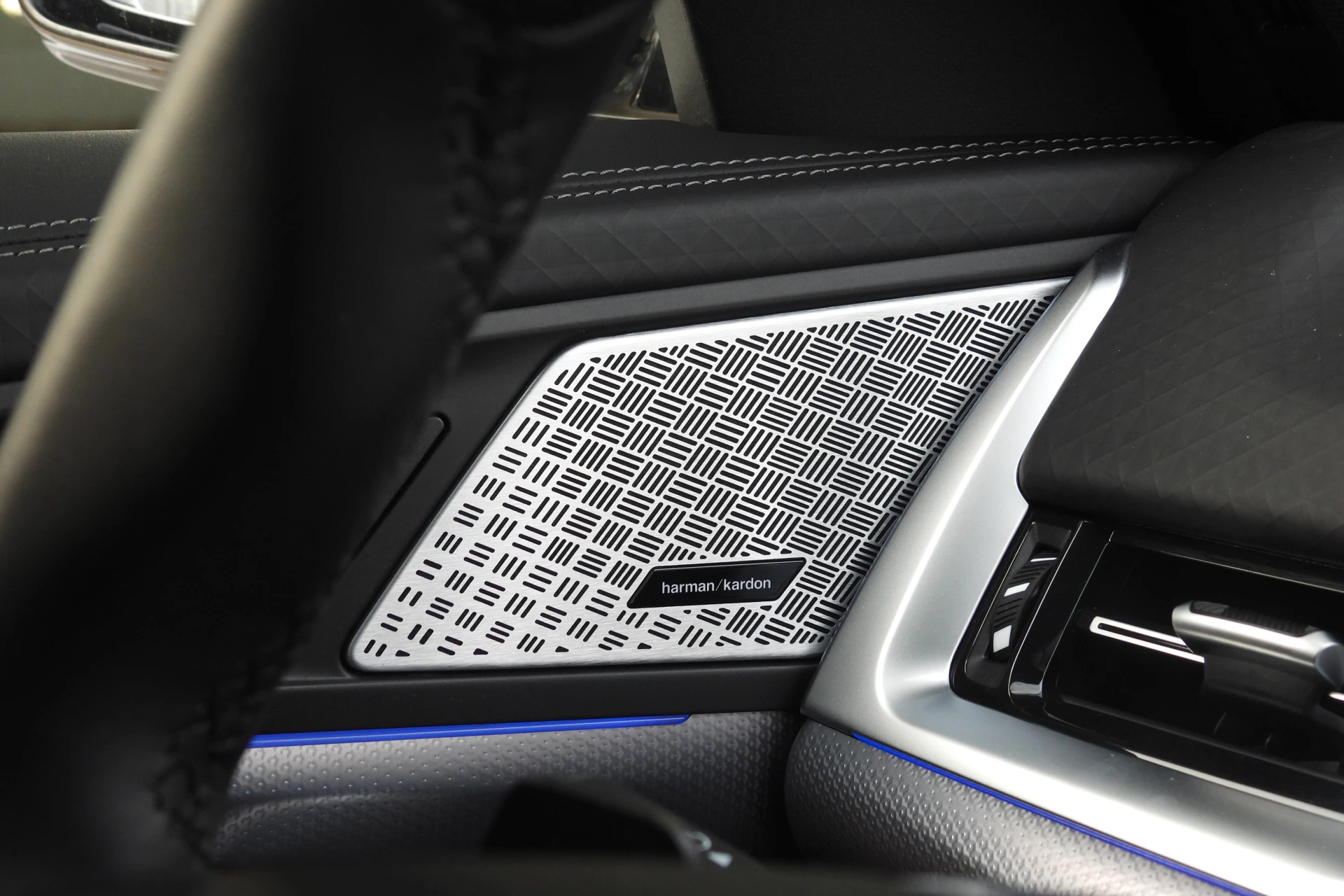 Hoofdafbeelding BMW iX2