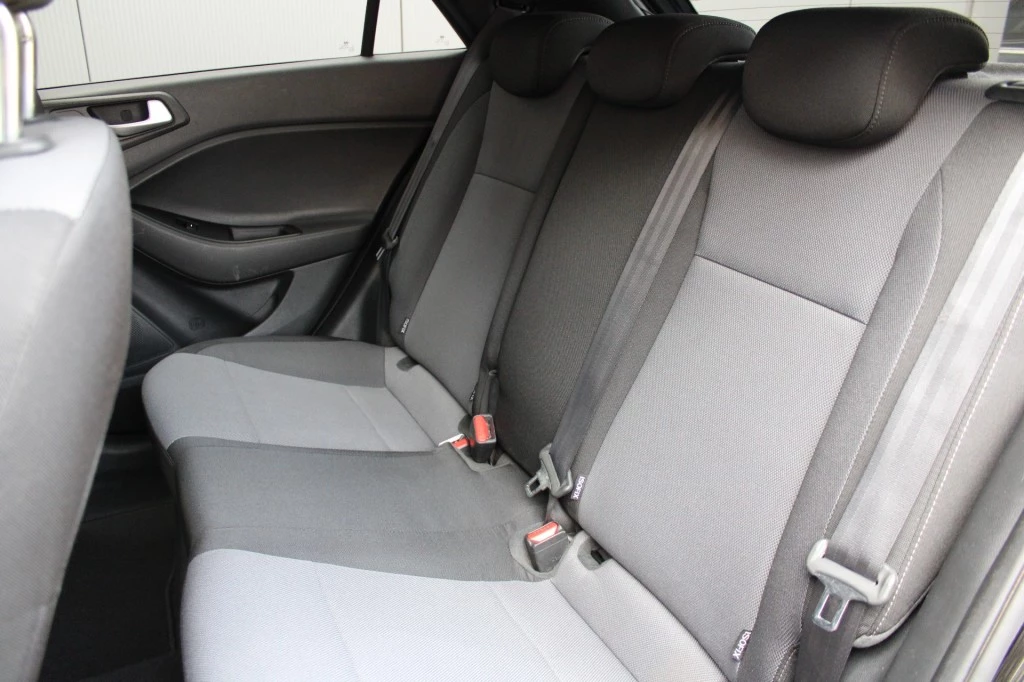 Hoofdafbeelding Hyundai i20