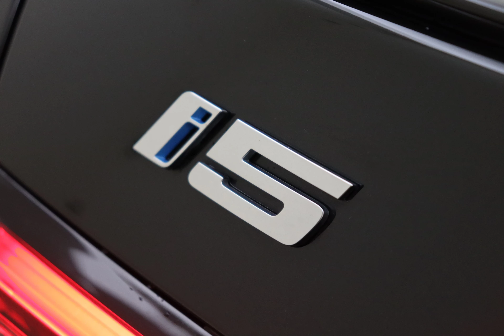 Hoofdafbeelding BMW i5