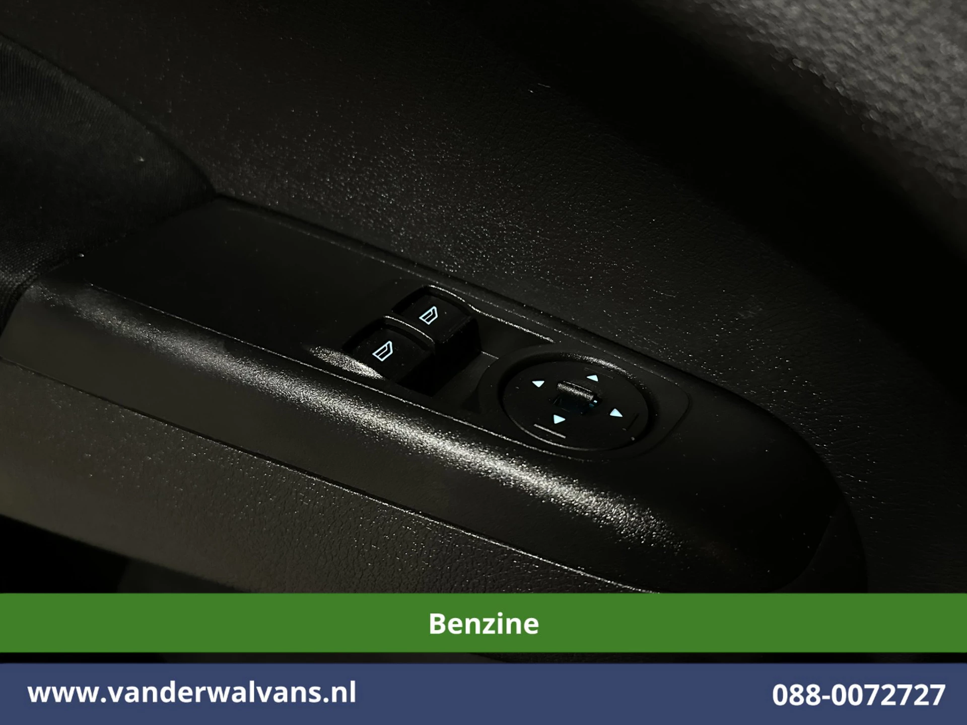Hoofdafbeelding Ford Transit Courier