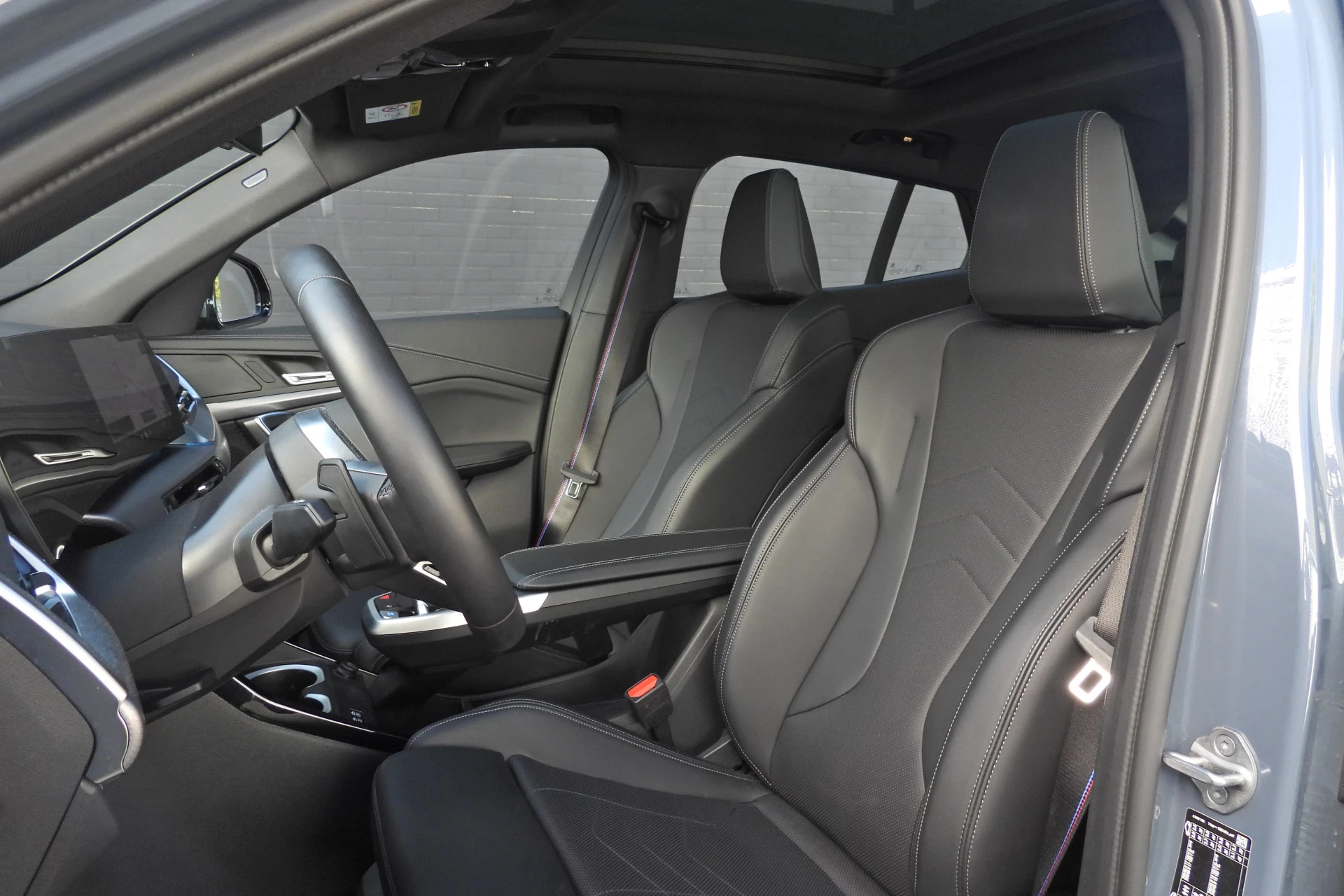 Hoofdafbeelding BMW iX2