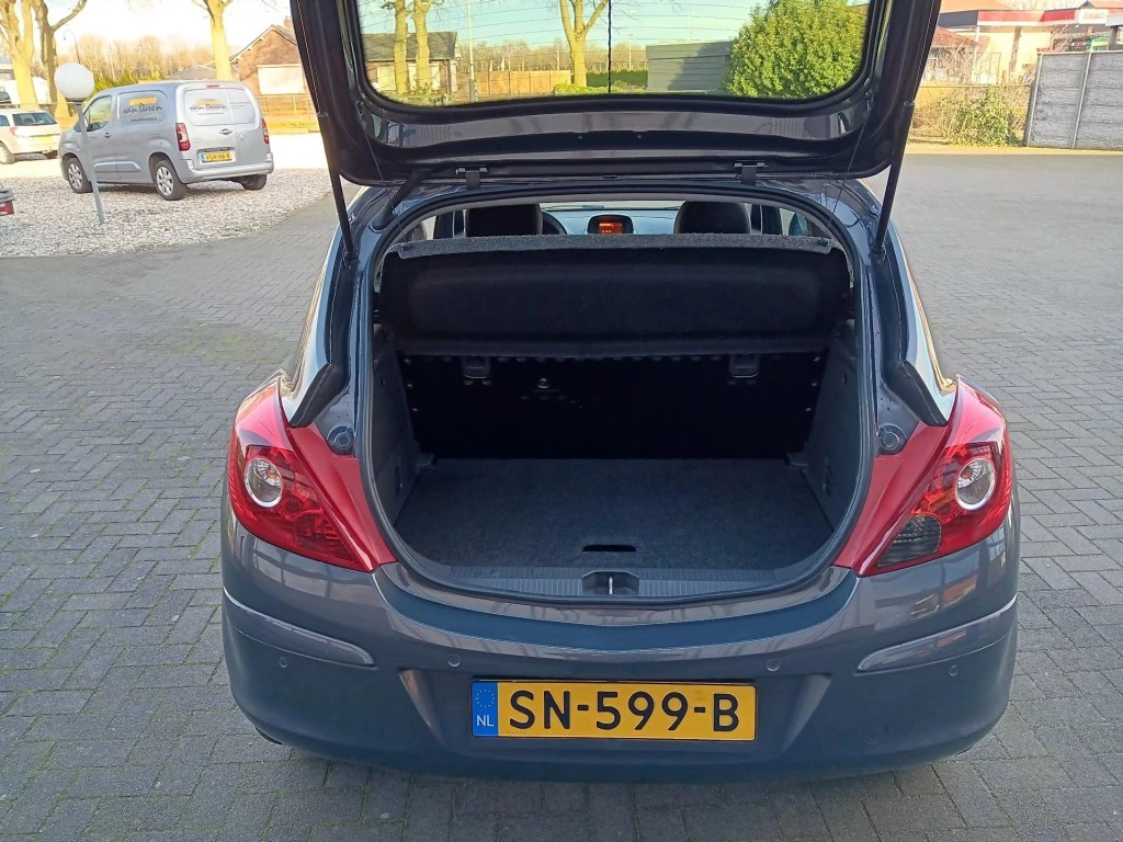 Hoofdafbeelding Opel Corsa