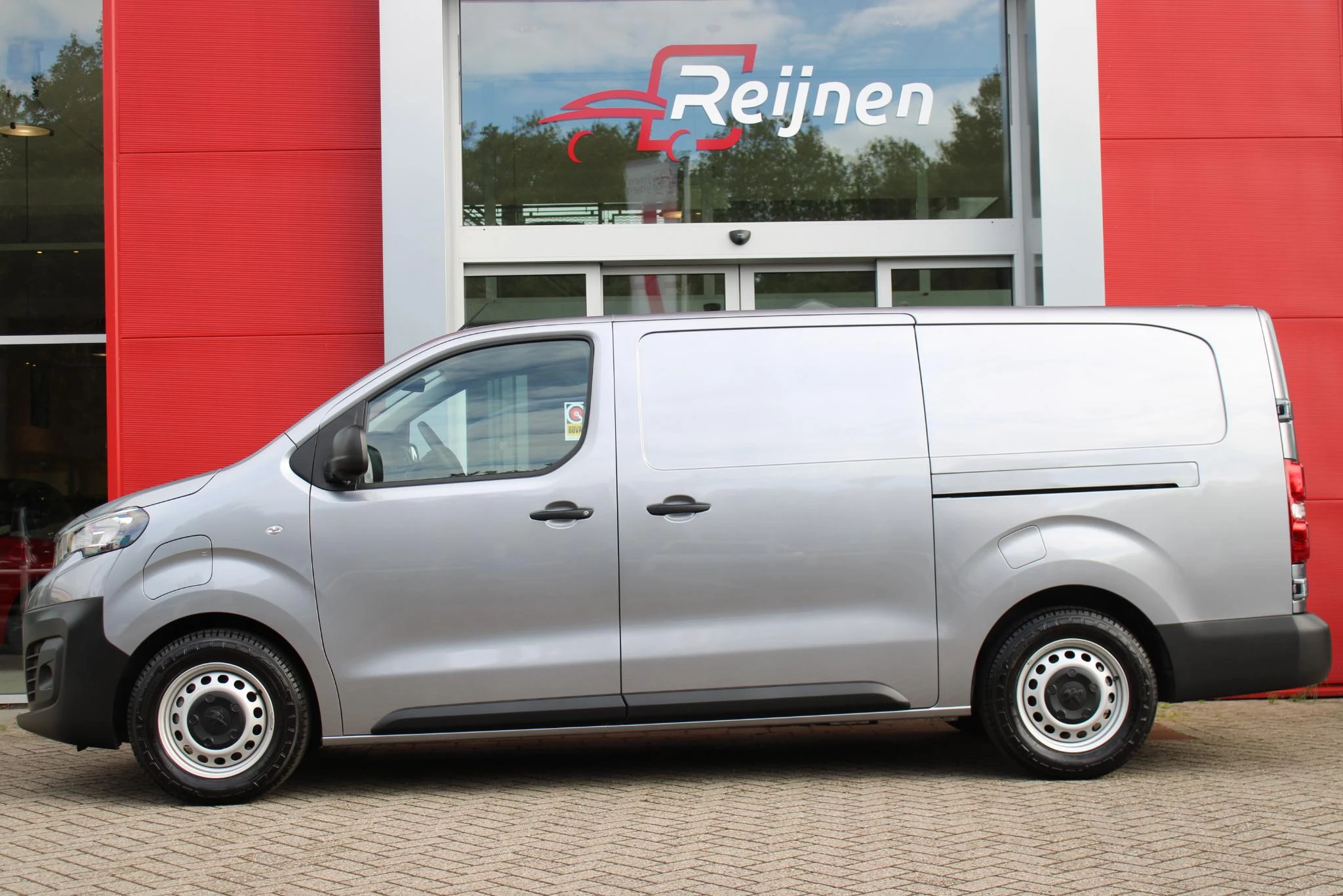 Hoofdafbeelding Peugeot e-Expert