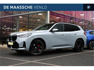 BMW X3 30e xDrive M Sport Automaat / Panoramadak / Trekhaak / Sportstoelen / Adaptieve LED / Stoelventilatie / Parking Assistant Plus / Comfort Access