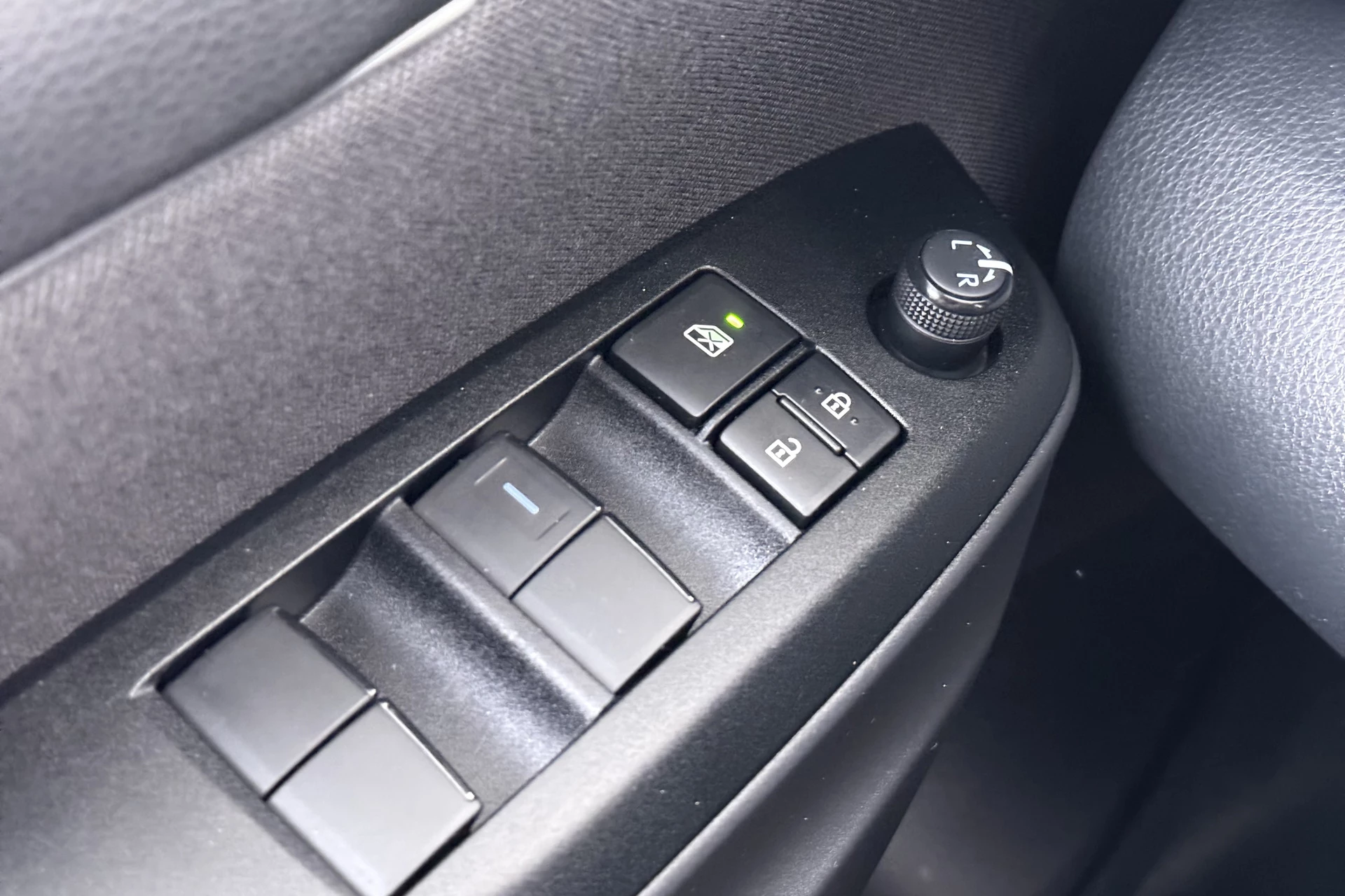 Hoofdafbeelding Mazda 2 Hybrid