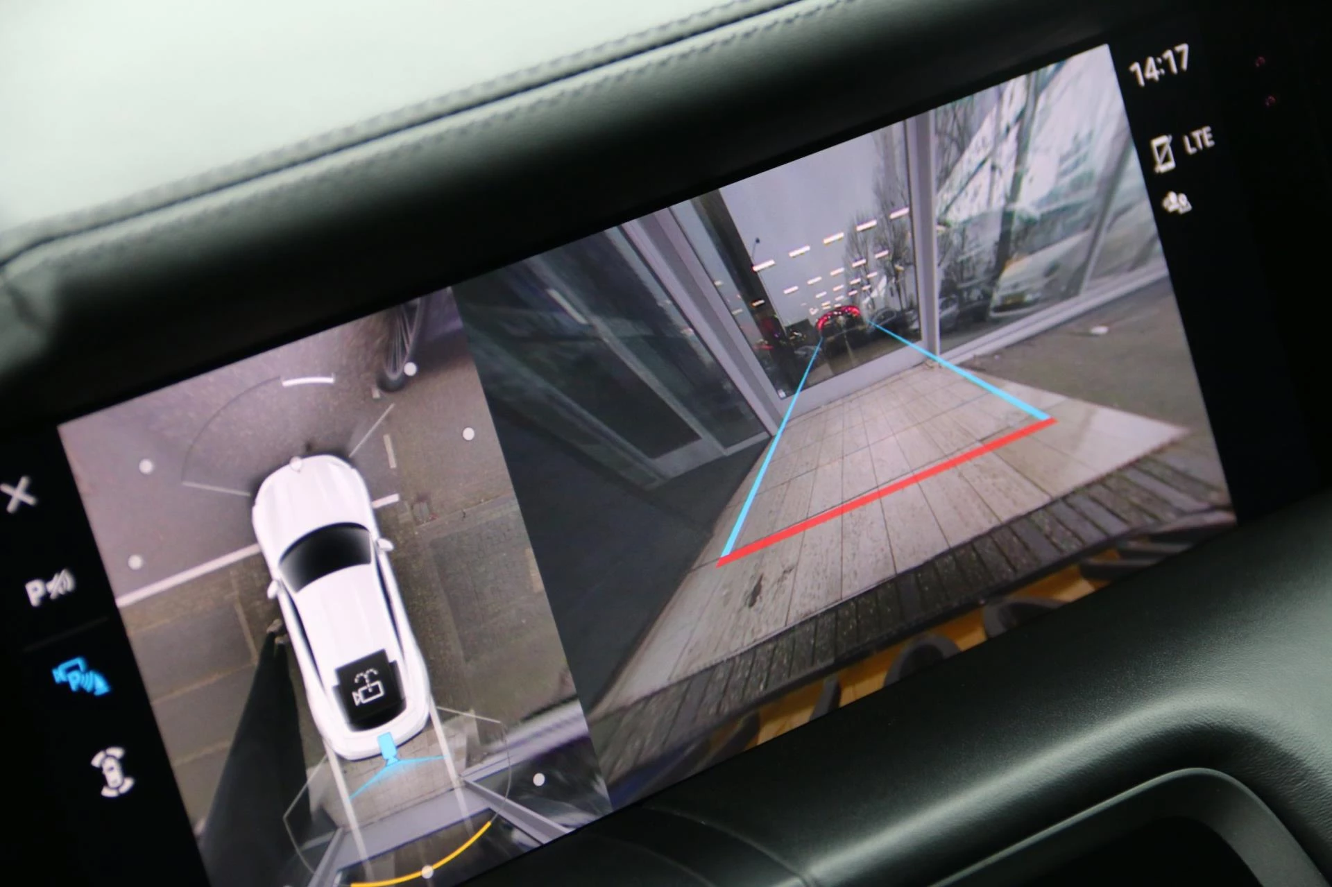 Hoofdafbeelding Porsche Taycan