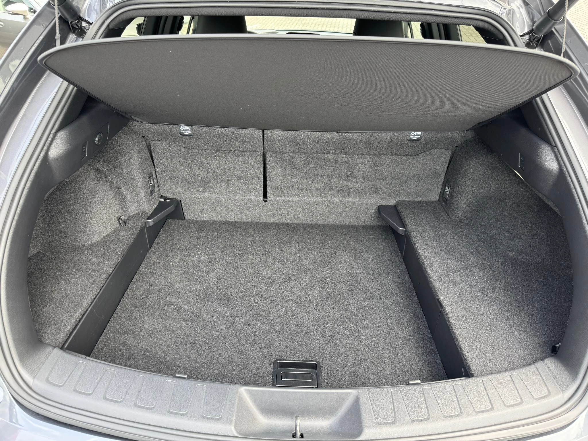 Hoofdafbeelding Lexus UX