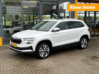 Hoofdafbeelding Škoda Karoq Škoda Karoq 1.5 TSI Business Edition - panorama - camera - adaptive cruise