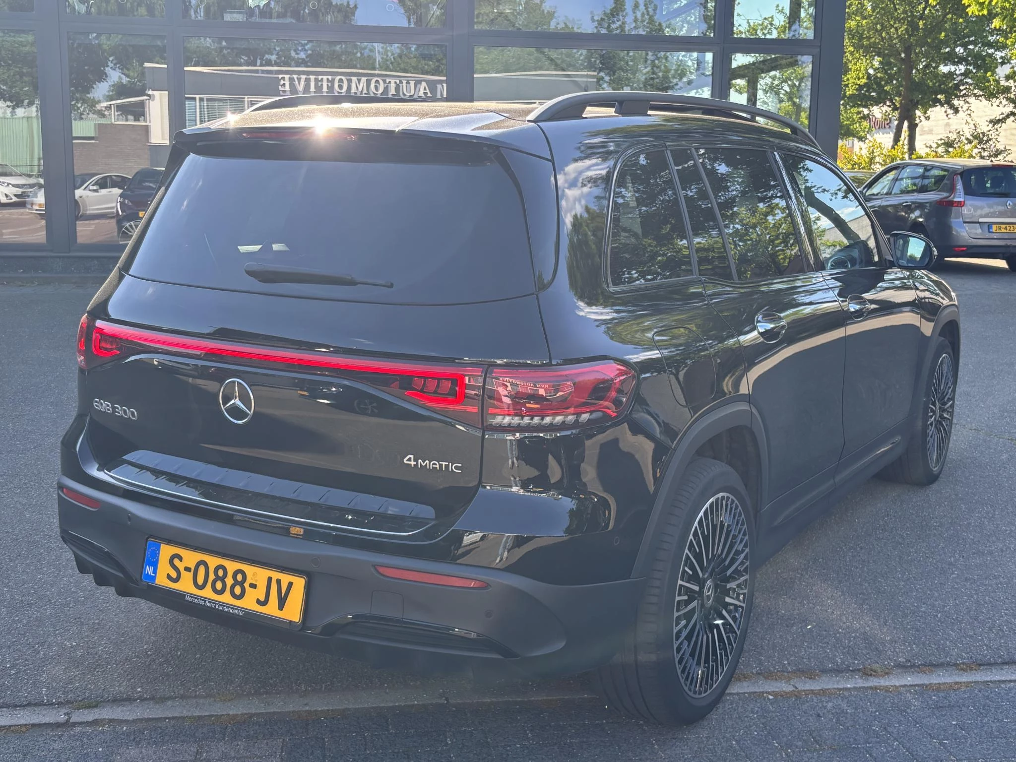 Hoofdafbeelding Mercedes-Benz EQB