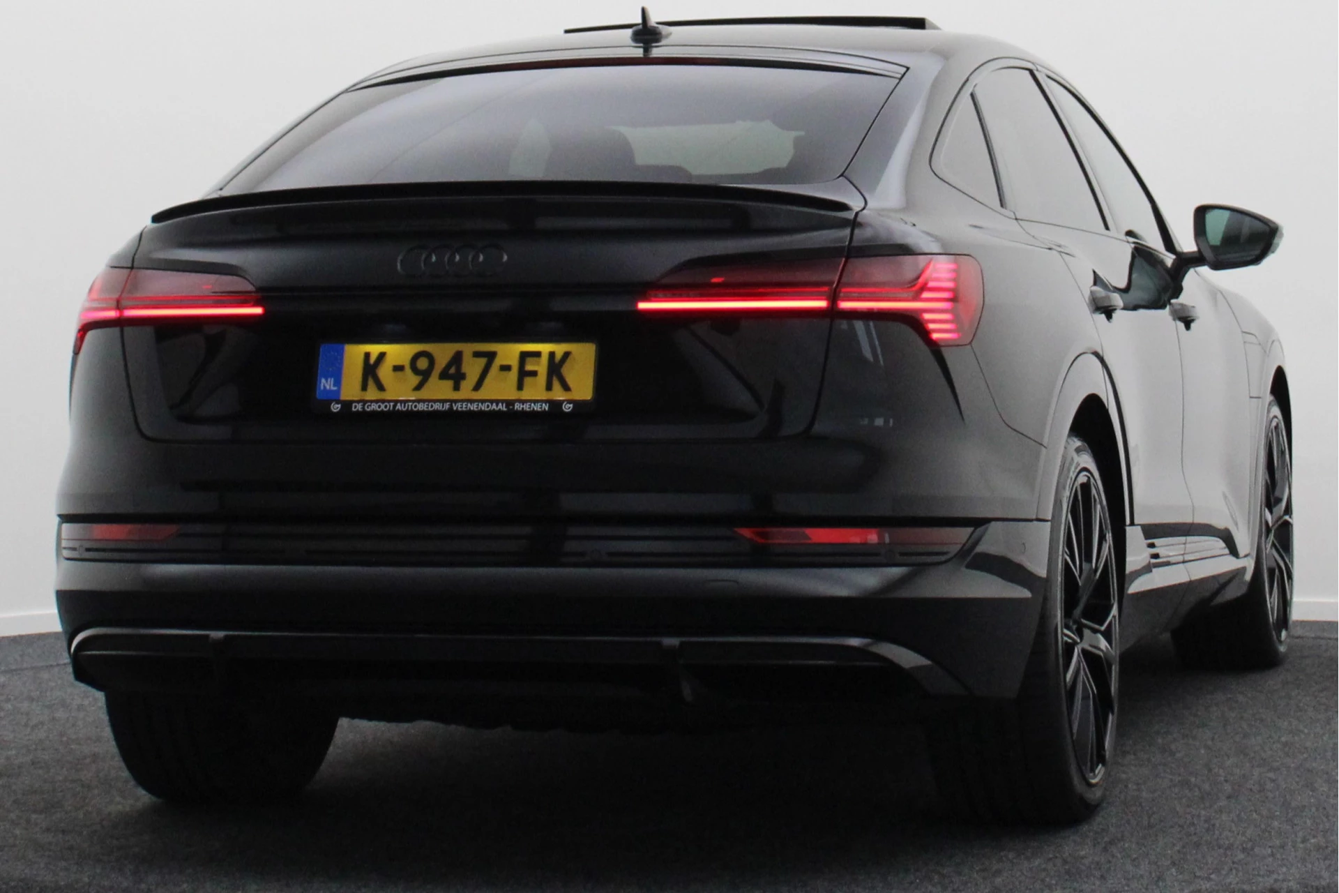Hoofdafbeelding Audi e-tron