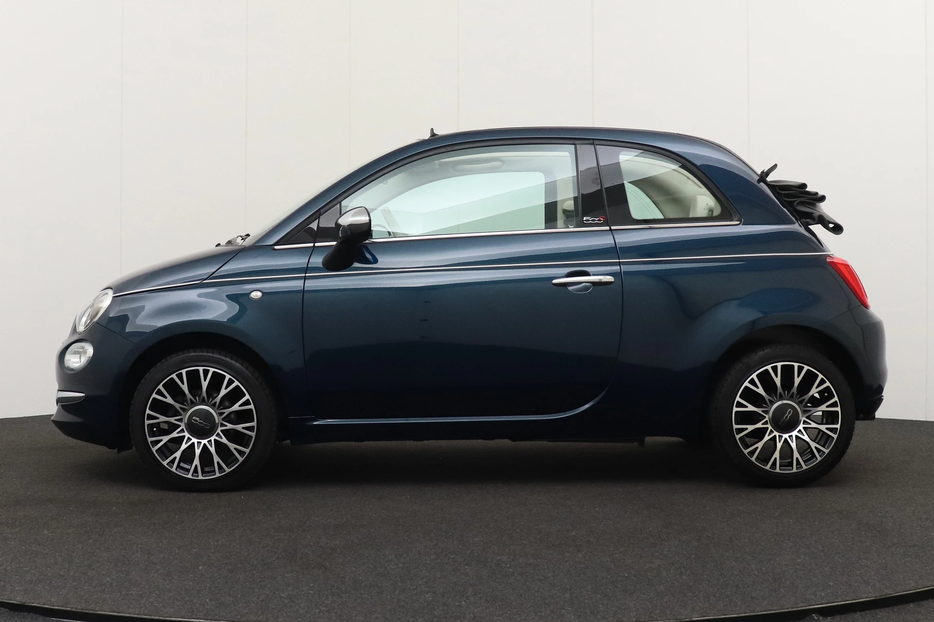 Hoofdafbeelding Fiat 500C